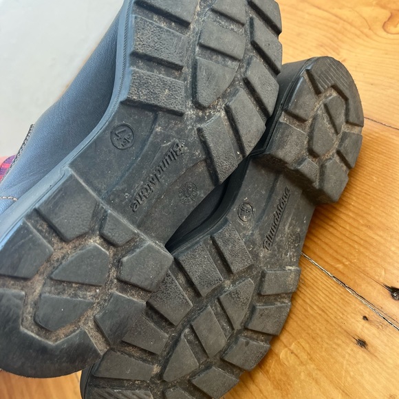 Blundstone Boots Brown with Pink Tartan Size 7 1/2 or 4 1/2 Women - Picture 9 of 13